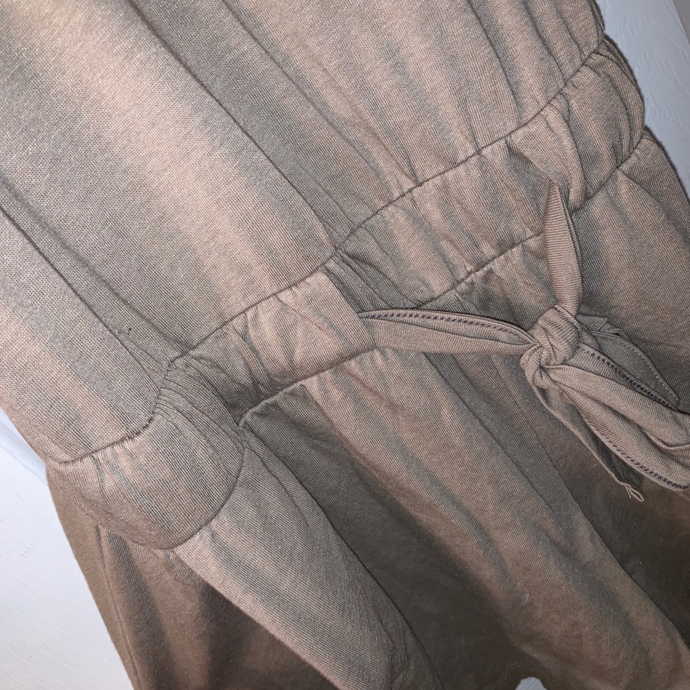 tan romper - Picture 2 of 2